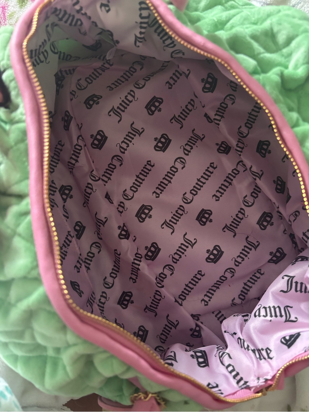 Juicy Couture NWOT Green Quilted bowler bag purse with Pink and gold Accents - Picture 3 of 6